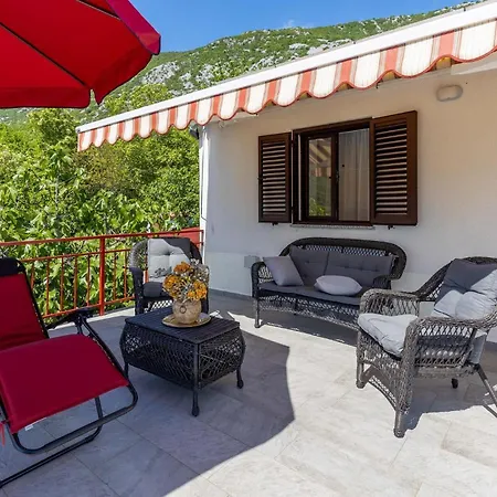 Prázdninový dům 2 Bedroom Stunning In *