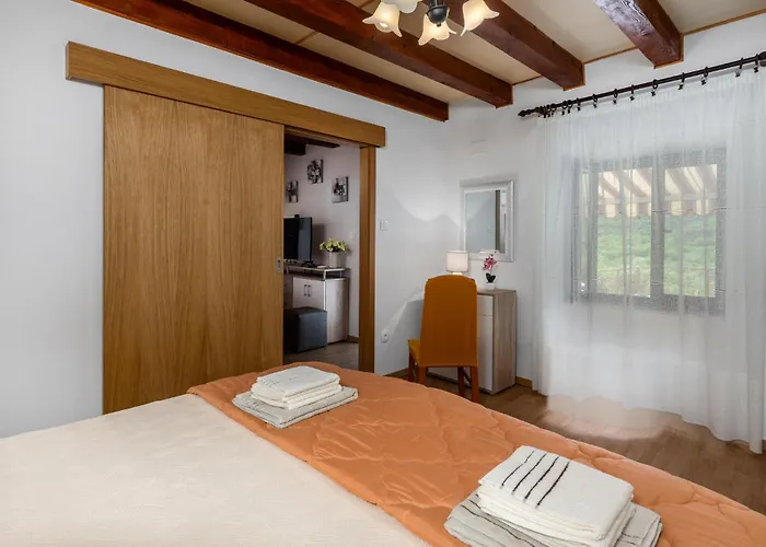 Σπίτι διακοπών 2 Bedroom Stunning In *
