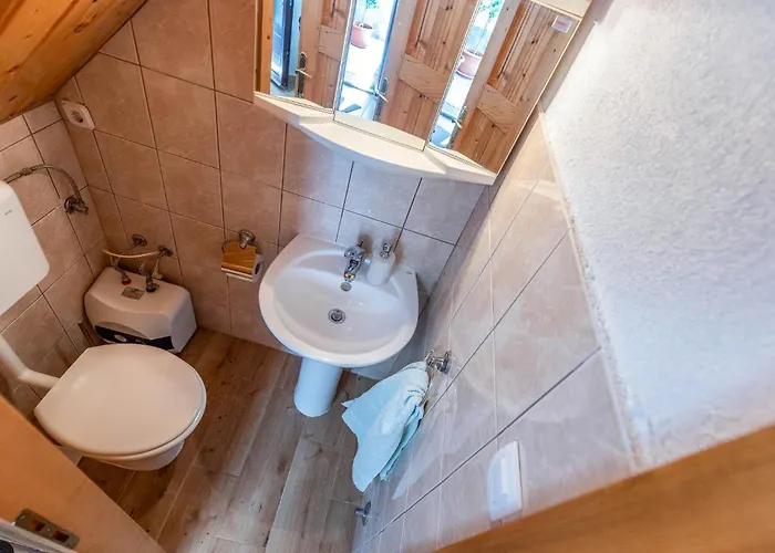 Σπίτι διακοπών 2 Bedroom Stunning In Drivenik