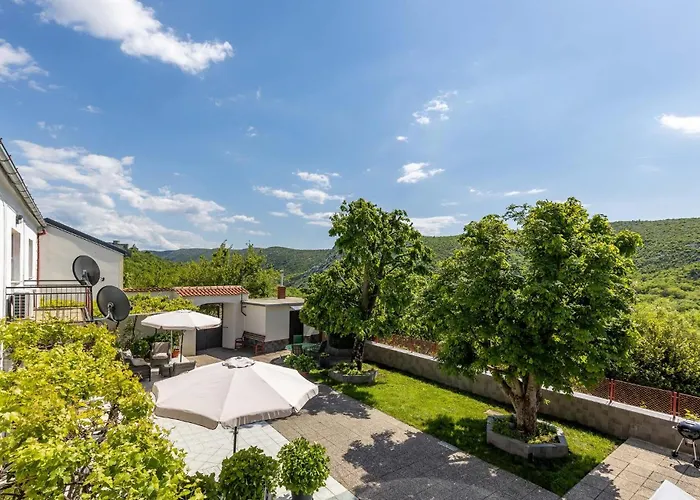 Σπίτι διακοπών 2 Bedroom Stunning In *